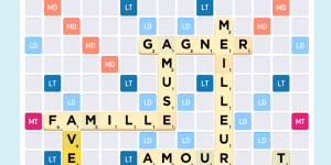 découvrez des astuces infaillibles pour améliorer votre jeu de scrabble. apprenez à maximiser votre score, à découvrir des mots rares et à maîtriser les stratégies gagnantes pour surpasser vos adversaires.